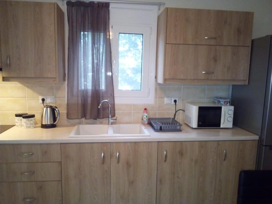 Aliveri Flat With Sea View Zewnętrze zdjęcie
